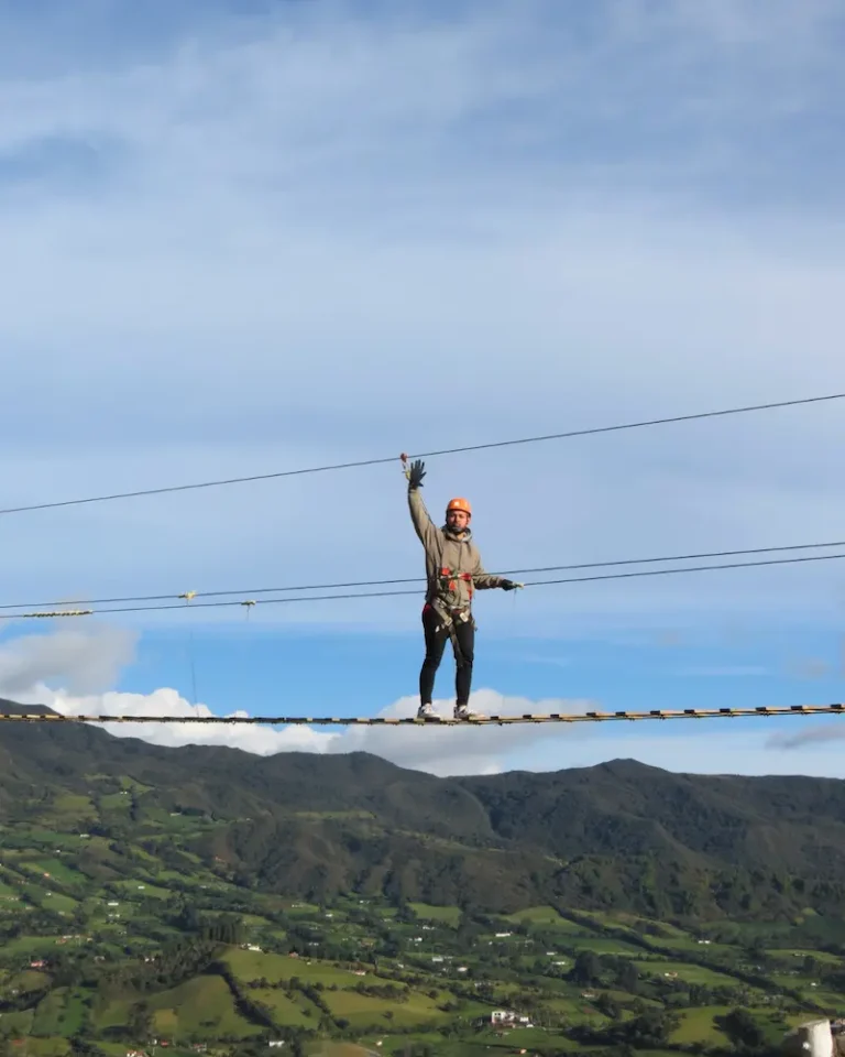 Puente tibetano en Guatavita: 110 metros de aventura