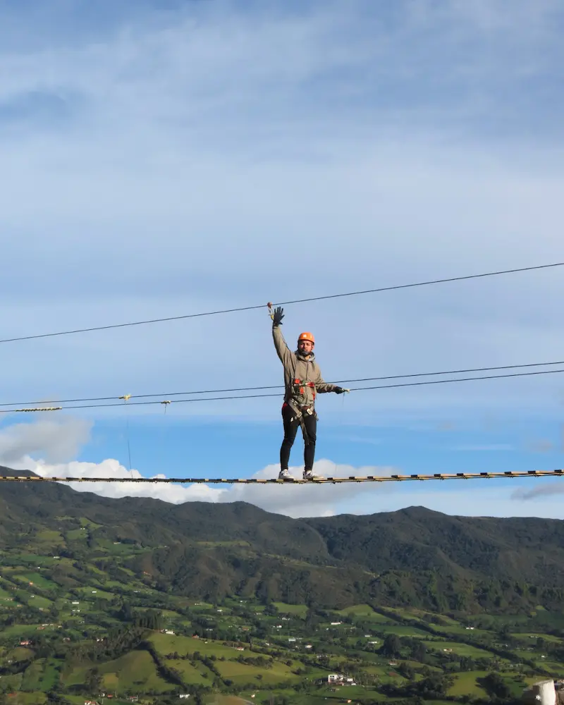 Puente tibetano en Guatavita: 110 metros de aventura